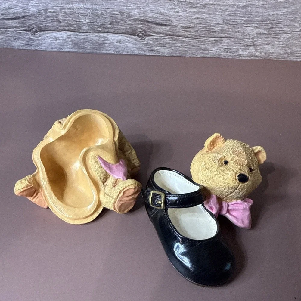 Just the Right Style trinket box- Bear And Little Mary Jane shoe
